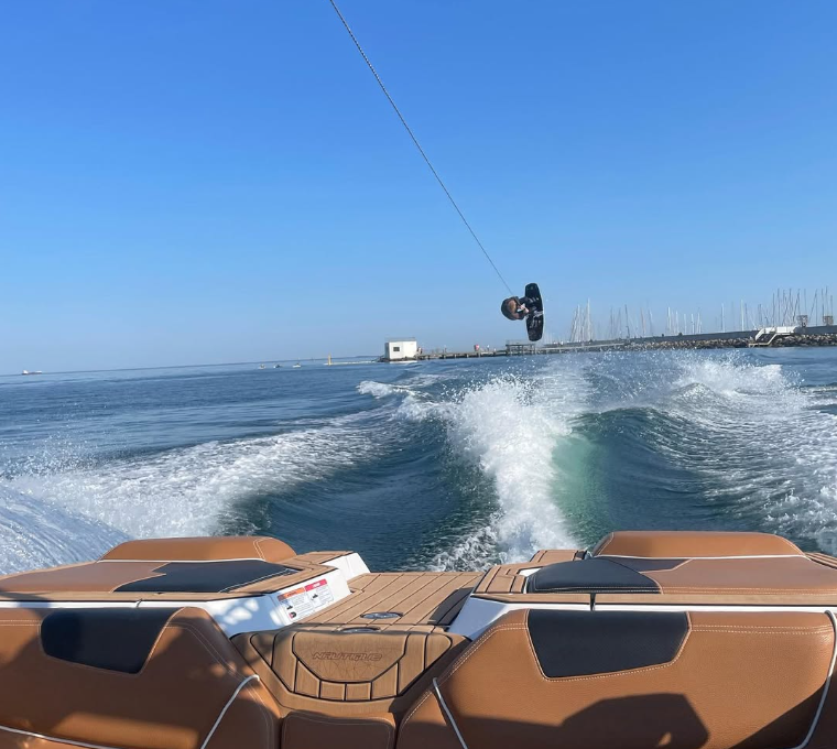 Wakeboard jump bag båden